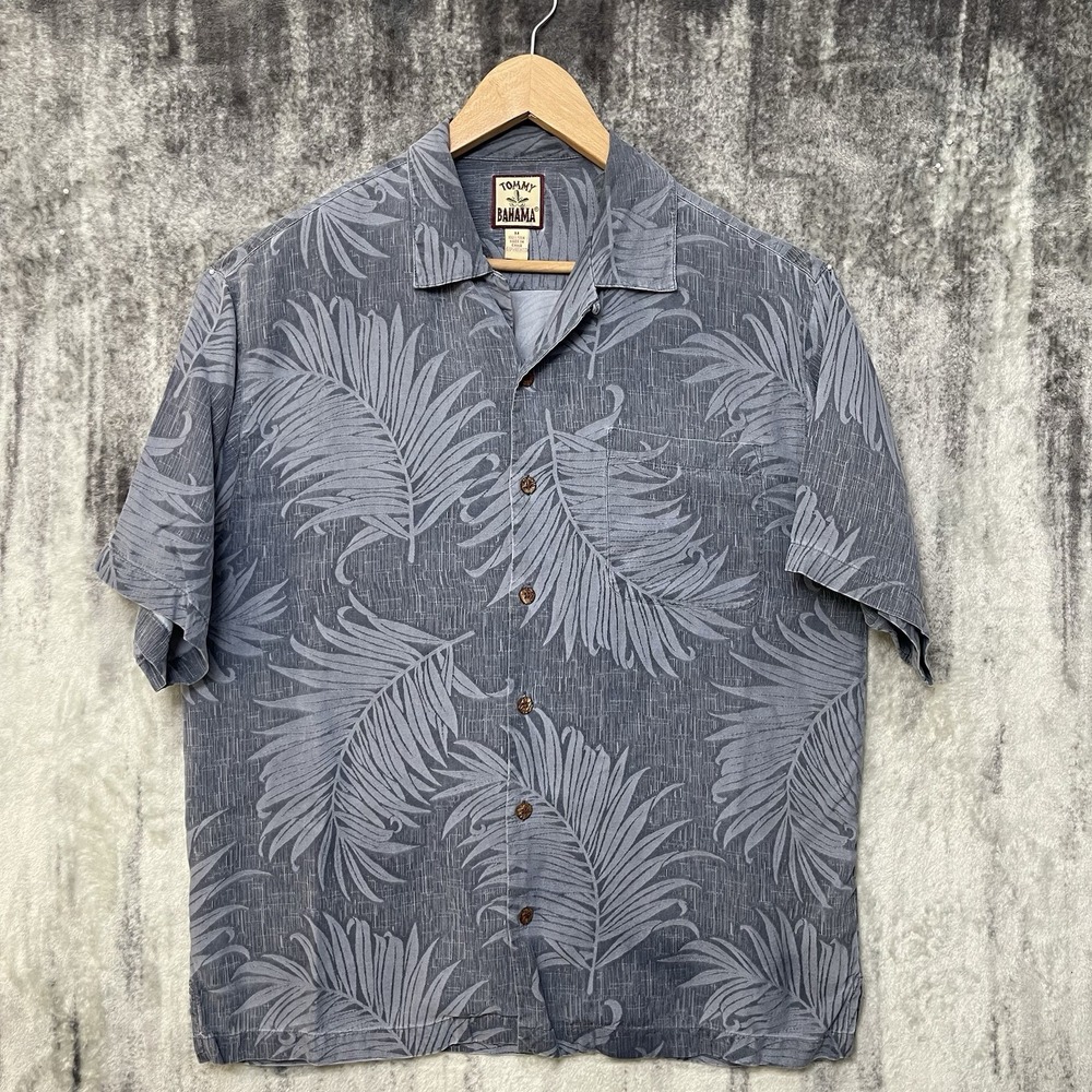 TOMMY BAHAMA 100 Silk Relaxed Medium Short Sleeve